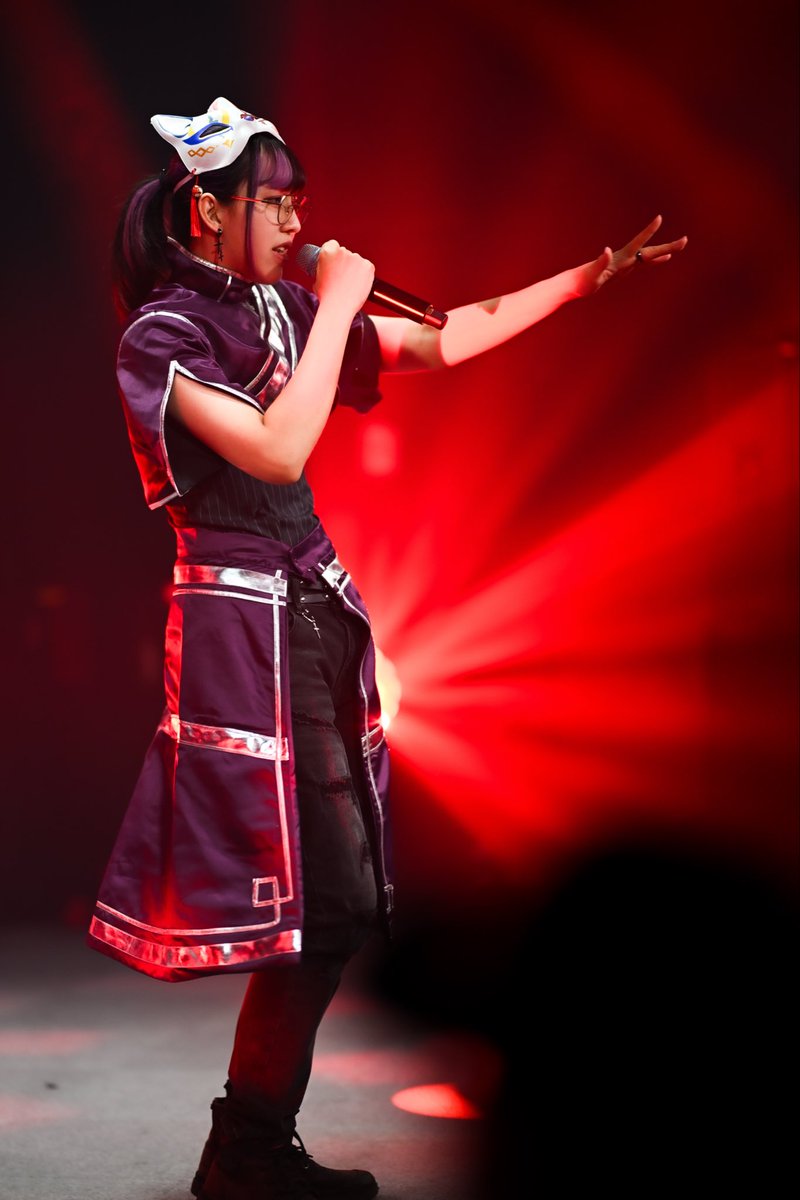 keikakutsuukou's tweet photo. 「私は最強。」
很高興這次來到了高雄再次與許多知名台灣vtuber 一起聯合演出
而這次跟V-stage1有了更多不一樣的驚喜
相信觀眾都能體會到
合唱部分不管與哪位vtuber的合作演出都產生出不同的精彩火花
再次感謝辛苦的主辦以及所有前來參加的聽眾們
我還是要再說一次
大家真的賺到了😈
#VSTAGE2 https://t.co/YwrSTAnIuO