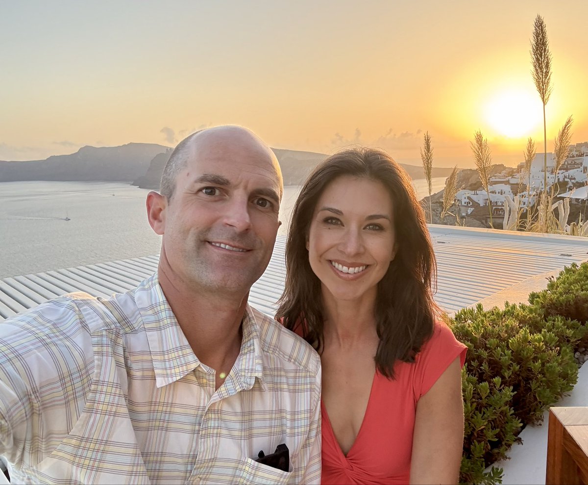 AnaCabrera's tweet image. Pretty dreamy #santorini