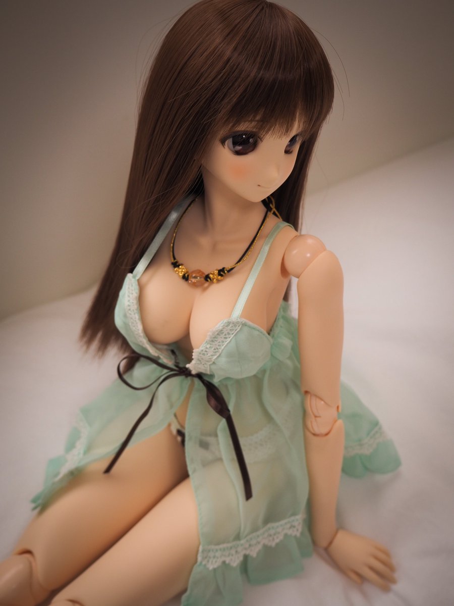 fuhraidolls's tweet image. LightroomのAI生成の削除を使って、美恋をシームレスにしてみる。
←削除前 削除後→
これはシームレスです、と言っても違和感はない。
いや、AIって凄いですなあ。
#アイリスコレクト