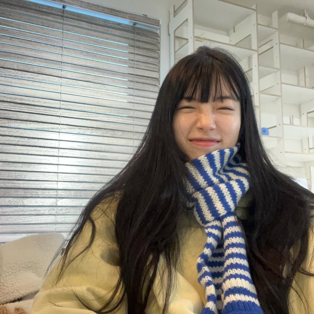 추워진다는 것은... 목도리 수지의 계절이 온다는것....