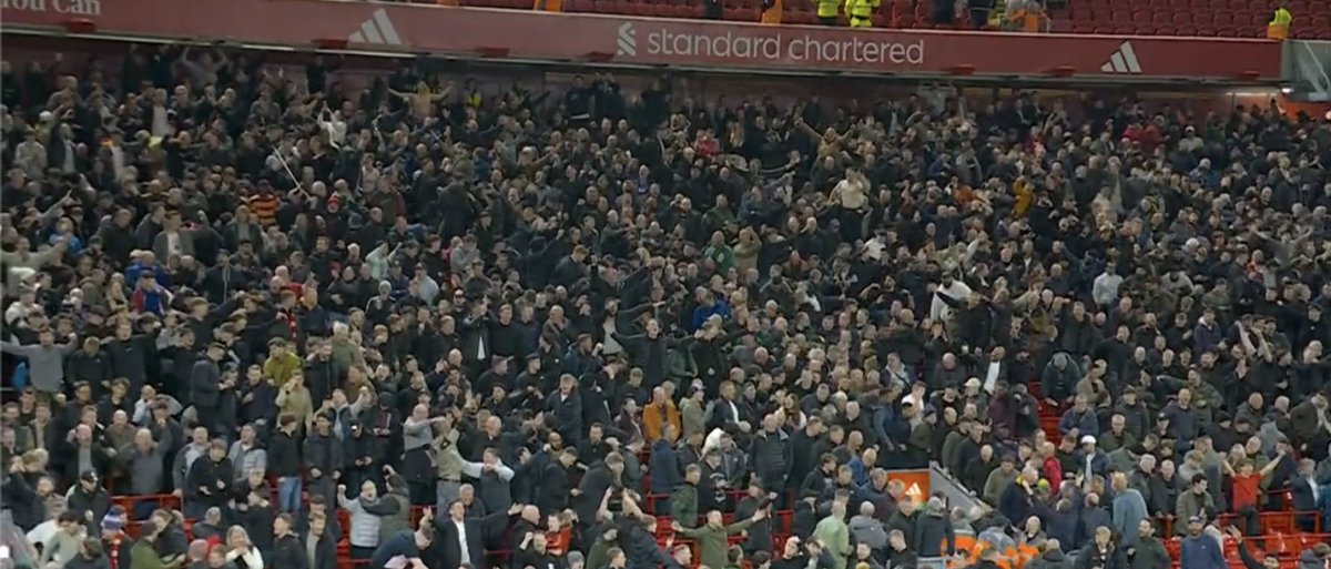 📸 - The away stand is celebrating LOUD while Anfield goes empty.

This is Manchester United, this is still the BIGGEST club in England and they won't just bow down for you, they make you BOW DOWN FOR THEM!