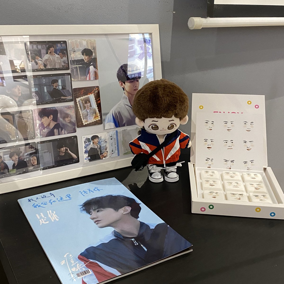 210992K's tweet photo. น่ารักมากที่สุด ปีนี้ได้ของกลับมาเพียบ ปีหน้าเจอกันใหม่ค้าบ  🎂💙 (คาเฟ่จัดน่ารักมาก อบอุ่นสุดๆ) #BJTEternalFlare https://t.co/lKO6s8bcNe
