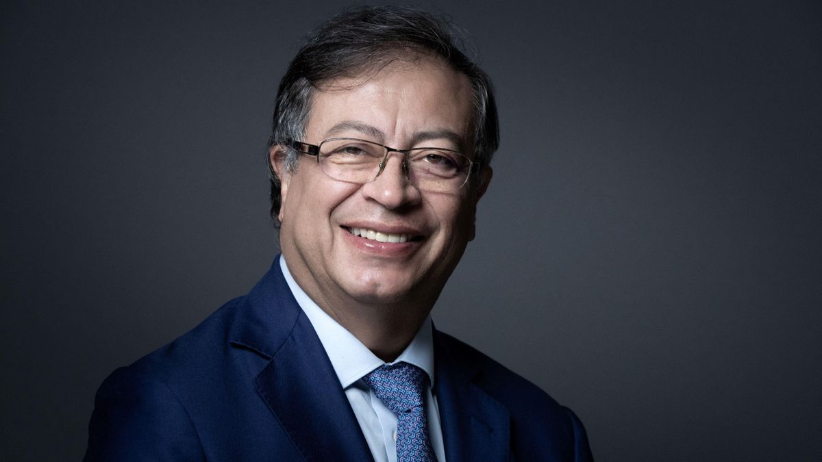 Rafael_Narbona (@rafael_narbona) on Twitter photo Donald Trump ha acusado al presidente <a href="/petrogustavo/">Gustavo Petro</a> de ser el "líder del narcotráfico". Se trata de una mentira obscena. En cambio, nadie puede negar que Trump es el líder de un nuevo fascismo que no emplea correajes, pero que conserva intacta su demagogia y agresividad. Donald Trump ha acusado al presidente <a href="/petrogustavo/">Gustavo Petro</a> de ser el "líder del narcotráfico". Se trata de una mentira obscena. En cambio, nadie puede negar que Trump es el líder de un nuevo fascismo que no emplea correajes, pero que conserva intacta su demagogia y agresividad.