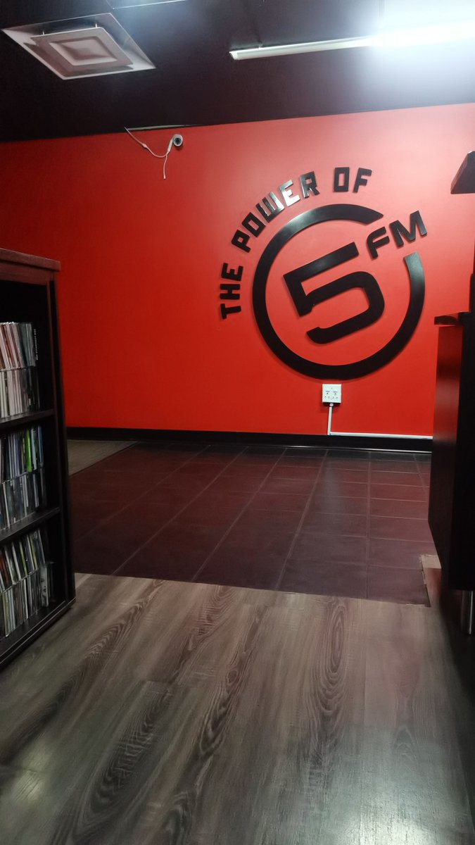 We in the building <a href="/5FM/">5FM</a>  <a href="/speedstabro/">DJ Speedsta</a> weddup‼️‼️ More Album out now #More #Stinolethwenny