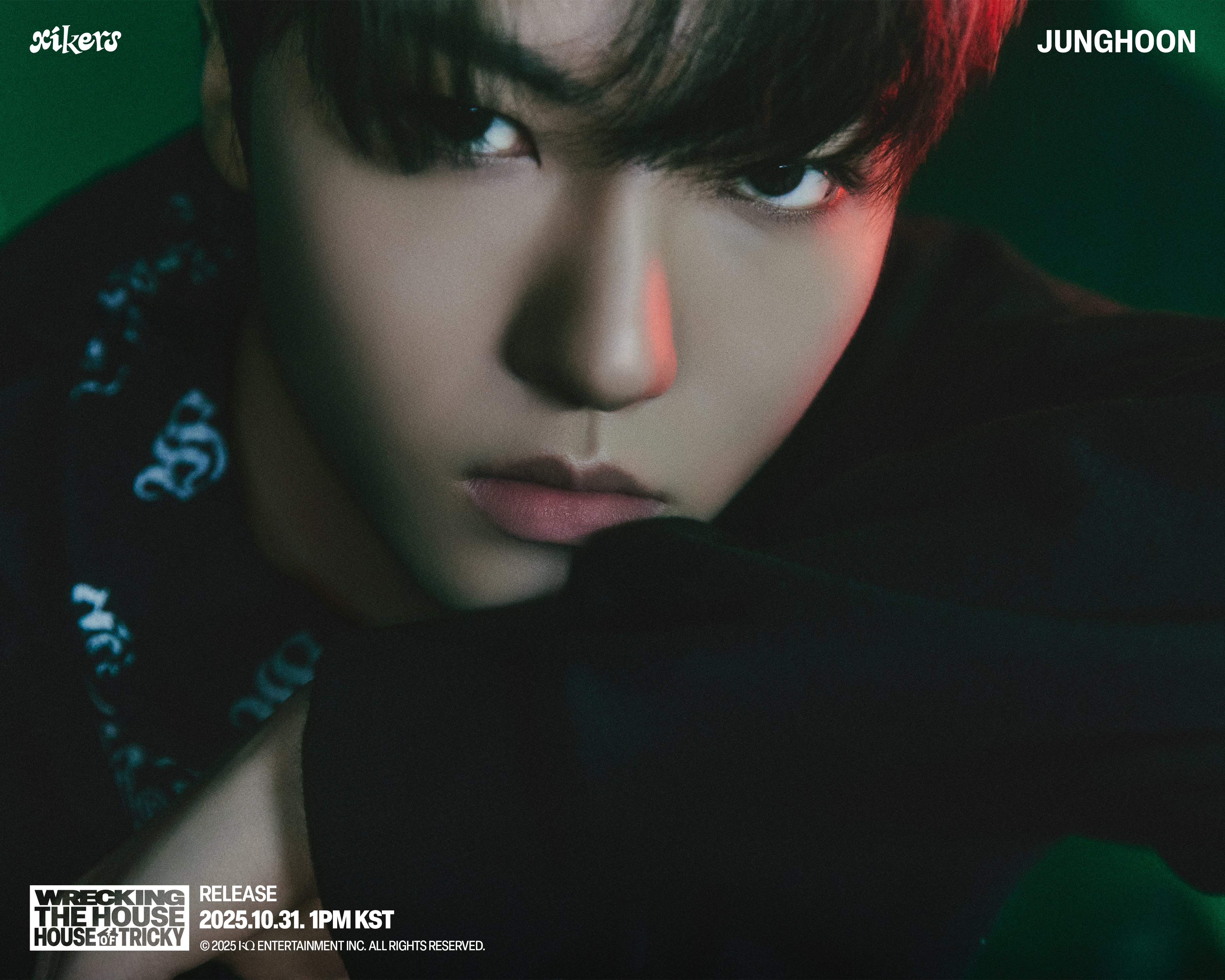 삼선 트레이닝 복을 100프로 활용한 것 같은 남돌 컨포 | 인스티즈