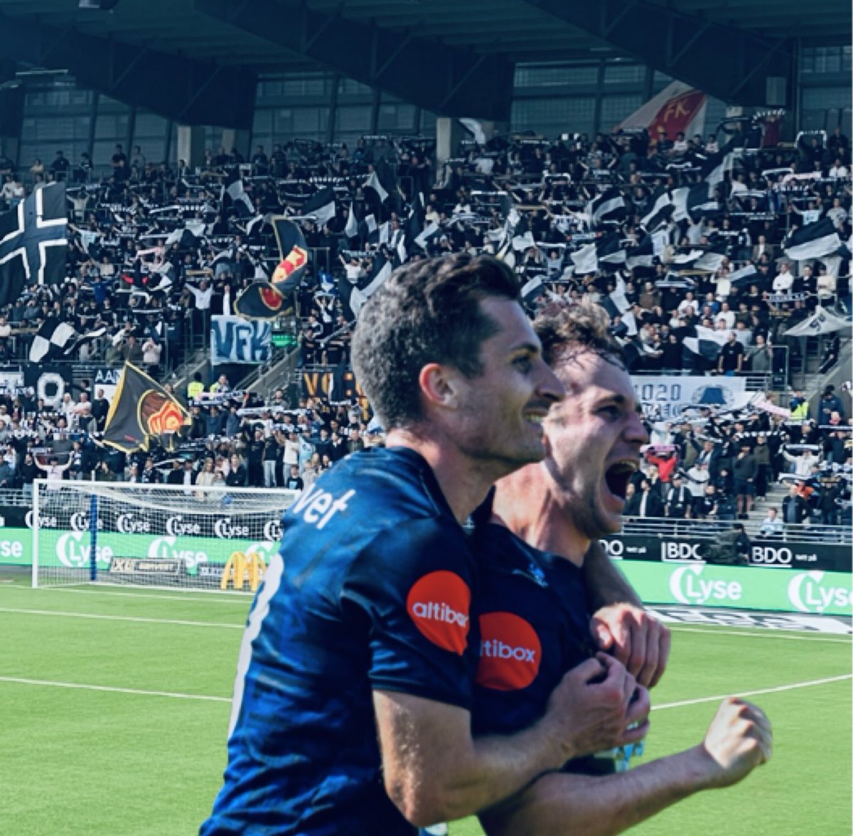 Han scoret mot Sarpsborg, han scoret mot Brann og han scoret mot Tromsø. Tre scoringer på de tre siste kampene. I dag skaffet han også to straffer til Viking. INGEN setter Christiansen ut av laget. Verdens beste danske!