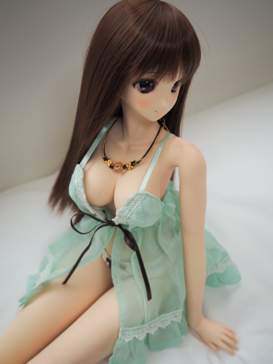 fuhraidolls's tweet image. LightroomのAI生成の削除を使って、美恋をシームレスにしてみる。
←削除前 削除後→
これはシームレスです、と言っても違和感はない。
いや、AIって凄いですなあ。
#アイリスコレクト
