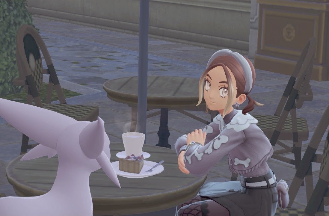 Umbreon &amp; Espeon inspired outfit!
I’m having sm much so far! Going to cafes with your pokemon is just too cute! （ ;  ; ）