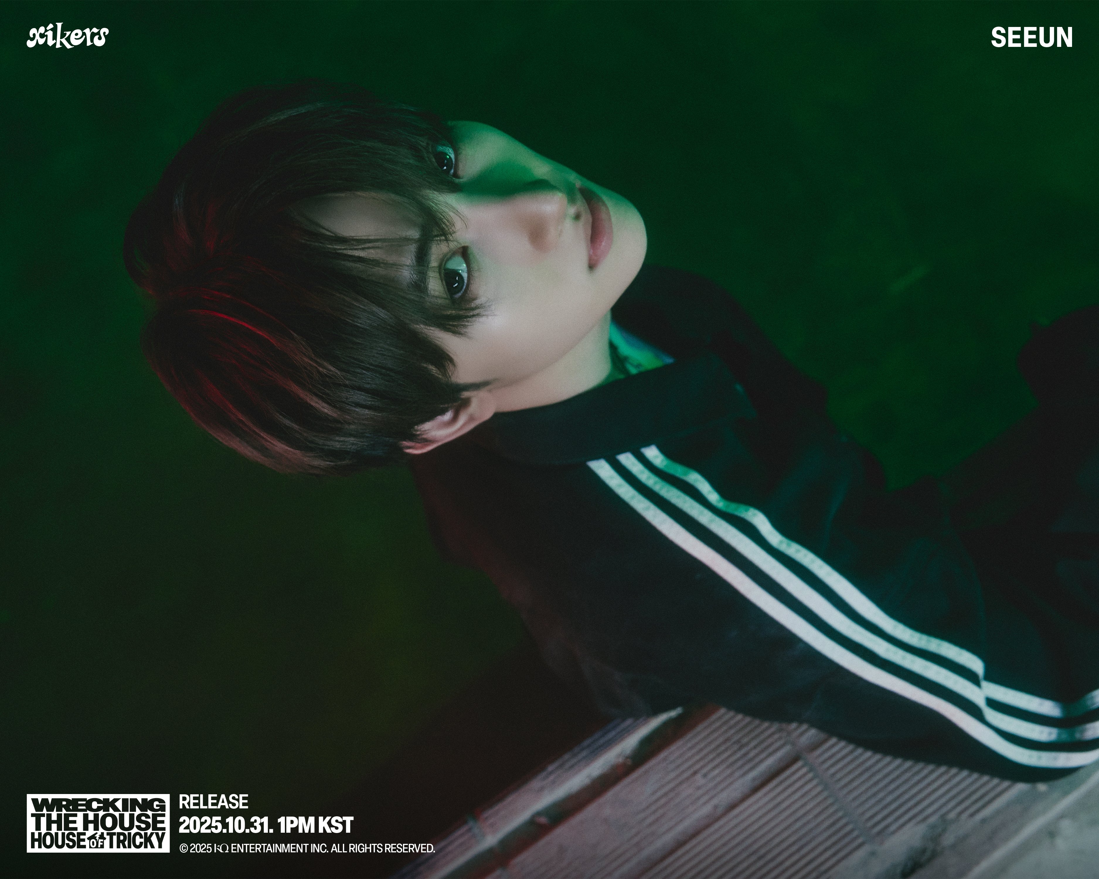 삼선 트레이닝 복을 100프로 활용한 것 같은 남돌 컨포 | 인스티즈