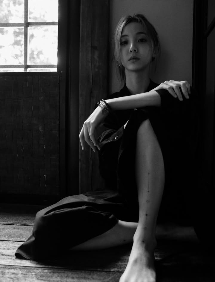 NENE_Booster's tweet image. 🖤  [19.10.2025]
📷  Instagram : ☆ nenevader ☆
        Update

I am.

🙏 Please  :

☆ LIKE  
☆ SAVE
☆ COMMENT
☆ REPOST
☆ SHARE

@nnenevader #nenevader 
#เนเน่พรนับพัน #เนเน่ #QalaNôir