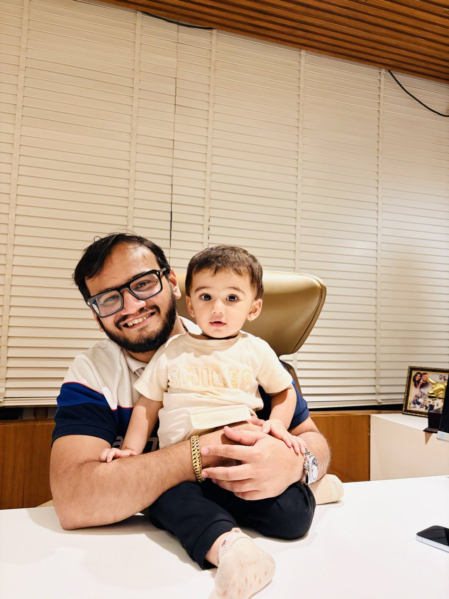 ThetaVegaCap's tweet image. Boss in Office 🥳

#ThetaVega
#BeWithWinner