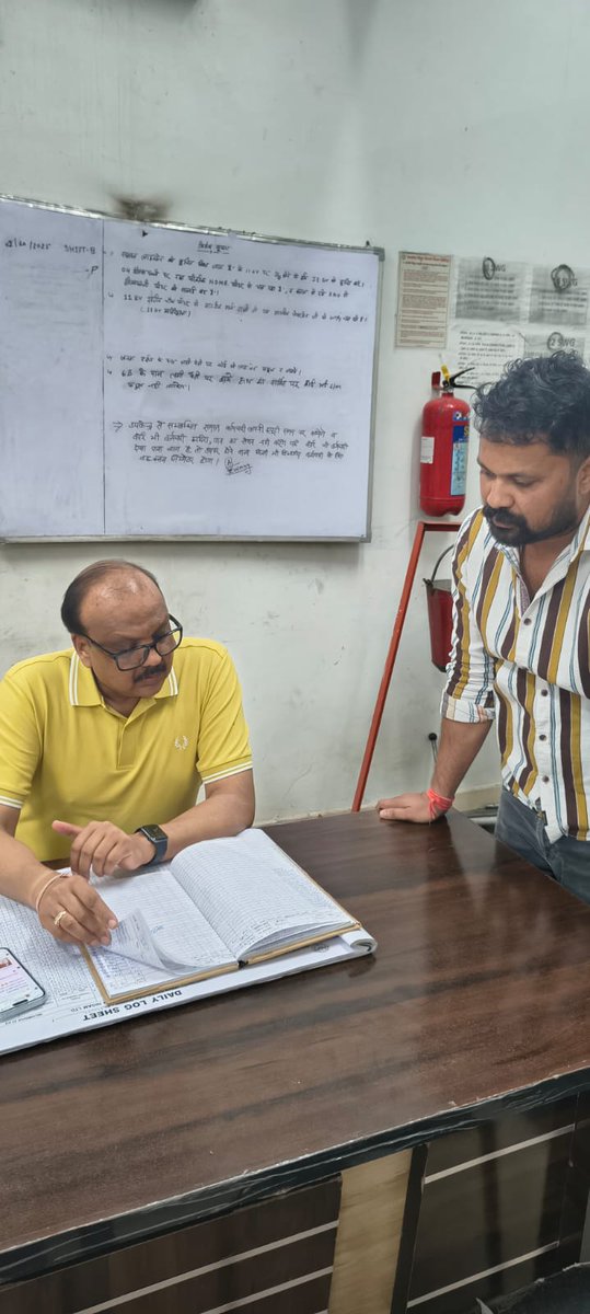 💡 दीपावली पर्व पर निर्बाध विद्युत आपूर्ति सुनिश्चित करने की दिशा में निरंतर प्रयास!
मुख्य अभियंता, लखनऊ मध्य क्षेत्र द्वारा GIS वी.डी. मार्ग उपकेंद्र का औचक निरीक्षण किया गया।
निरीक्षण का उद्देश्य आगामी त्योहारों के दौरान निर्बाध एवं सुरक्षित विद्युत आपूर्ति सुनिश्चित करना है।
