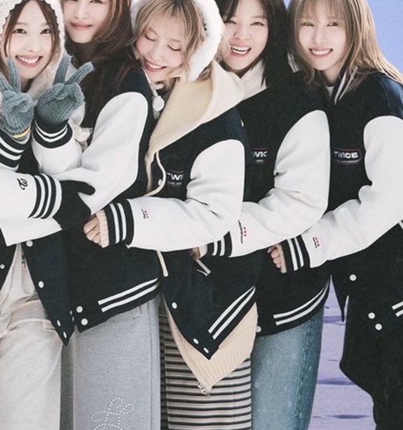 happy 10th anniversary, my twice! 🫶🏻