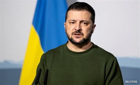 Hermann130164's tweet photo. Wie zu erwarten!
Kaum ist der ukrainische Nazi Führer wieder zurück aus Washington, kommt ein Abtreten von Gebieten wieder nicht in Frage, es wird weiter gekämpft.
Herr Trump, rufen Sie Herrn Putin an und sagen Sie ihm, er soll Schluss machen mit diesem verlogenen Voklsmörder! https://t.co/aqJCiMmv5b