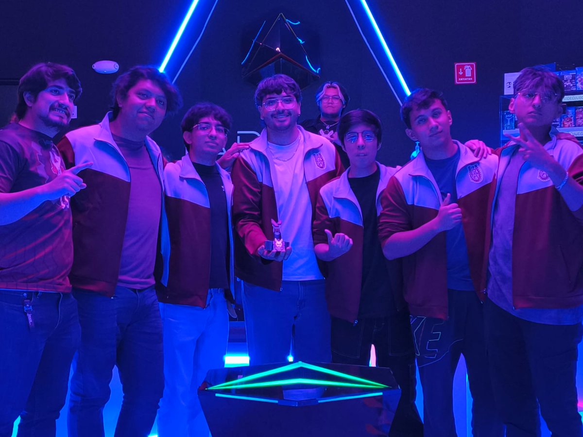 ¡Siguen siendo los reyes! 🔥 Felicidades a Burros Blancos por una actuación dominante y por llevarse el trofeo de  Major Series a casa. ¡Implacables!  #MajorSeries #VALORANT #Campeones #IPN