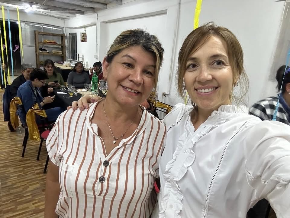 Celebramos el Día de la Madre en Malargüe con un hermoso encuentro lleno de emoción y mucho cariño.

Gracias a todo mi equipo por su trabajo y dedicación para que todo saliera perfecto, y un agradecimiento especial a <a href="/CeciliaBielli/">CeciliaBielli</a> por acompañarnos ❤️
