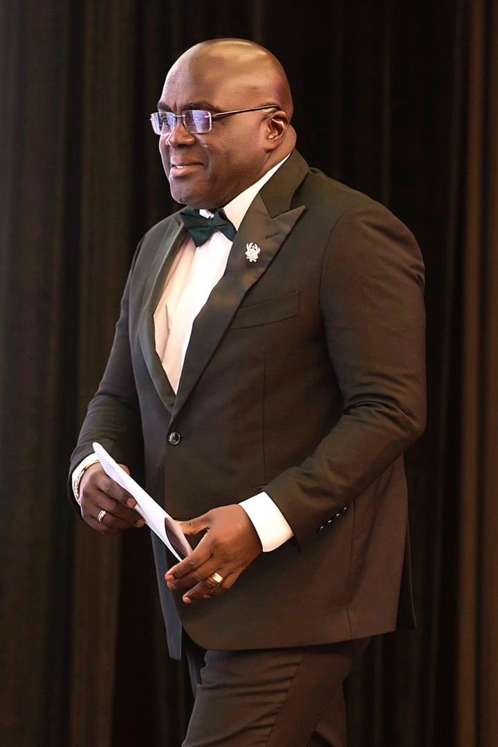 VictorGordon_1's tweet photo. A man of vision, class, and purpose.
Leadership with humility, service with dignity, grounded in faith, driven by hope.
“Let the one who serves, serve with the strength, God provides.” – 1 Peter 4:11
#TheSmoothOperator https://t.co/0qa52sqGLt