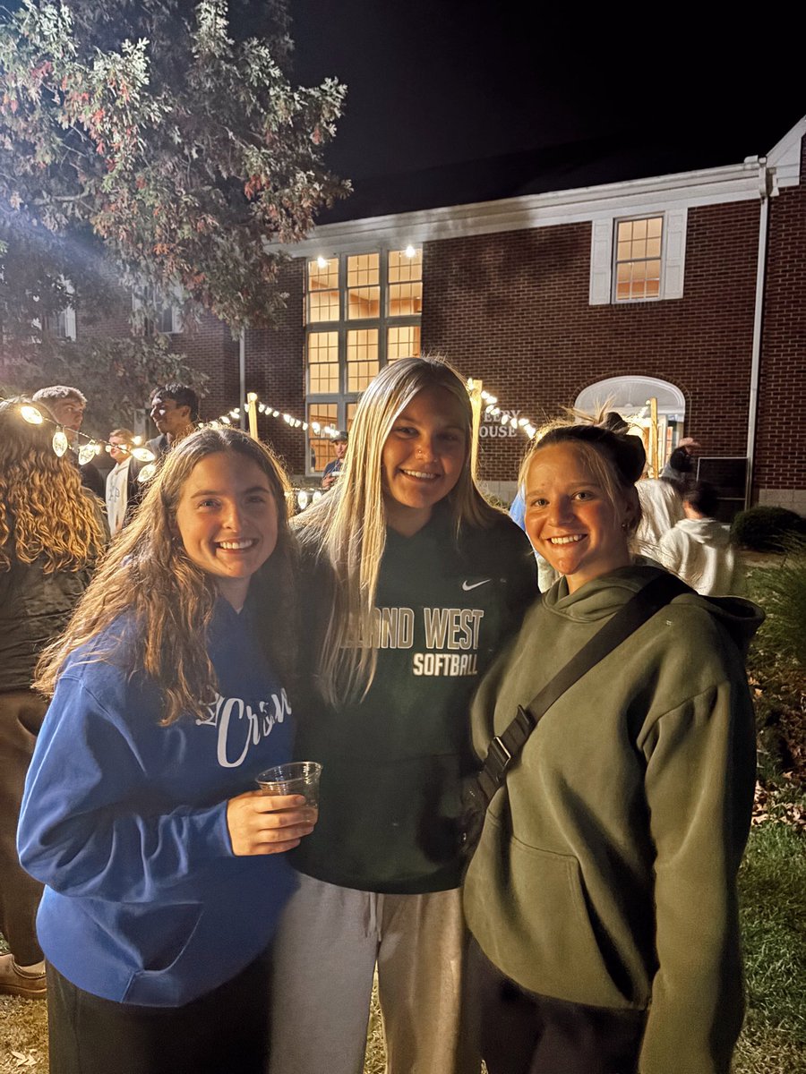 Thank you Coach Deb and <a href="/SAUCougarsSB/">Spring Arbor Softball</a> for the invite to campus! I had a great time scrimmaging, practicing with the team, and spending the evening with players. Loved seeing the SAU communiy! Can’t wait to be back! #growdeeproots 
<a href="/GoSabercats/">MI Sabercats 15u Pastor</a> <a href="/mi_sabercats/">misabercats</a>