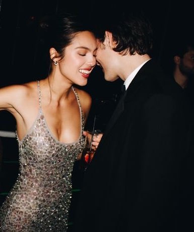 THE ONLY COUPLE EVER.