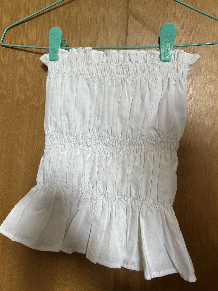 howtoperfactt's tweet photo. เกาะอก 80 บาท #ส่งต่อ #ส่งต่อเสื้อผ้ามือ2 #เสื้อผ้ามือ2 #เสื้อผ้ามือสองสภาพดี #ส่งต่อเสื้อผ้า #เสื้อผ้ามือสอง #โล๊ะตู้มือสอง #โล๊ะตู้ #โล๊ะตู้เสื้อผ้า https://t.co/opyOc5UuNC