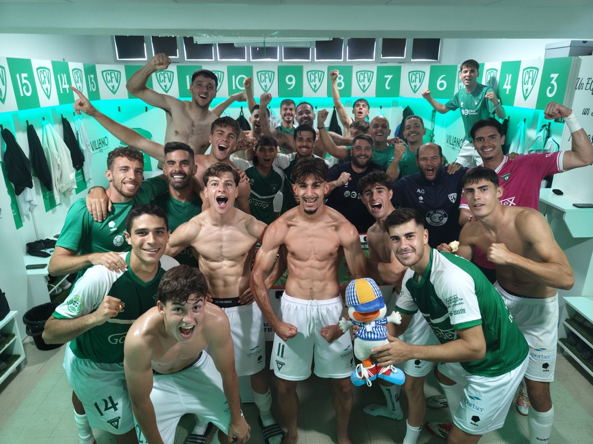 Una vez más el Municipal fue clave para conseguir la victoria.
La piñita 🍍 tiene mucho que decir y esto es muy laaaaaaargo...
Tenemos la foto para desearos una feliz tarde y agradeceros todo el apoyo.
+3 a ⛏️ y 🪏

#QueNosSigamosViendo