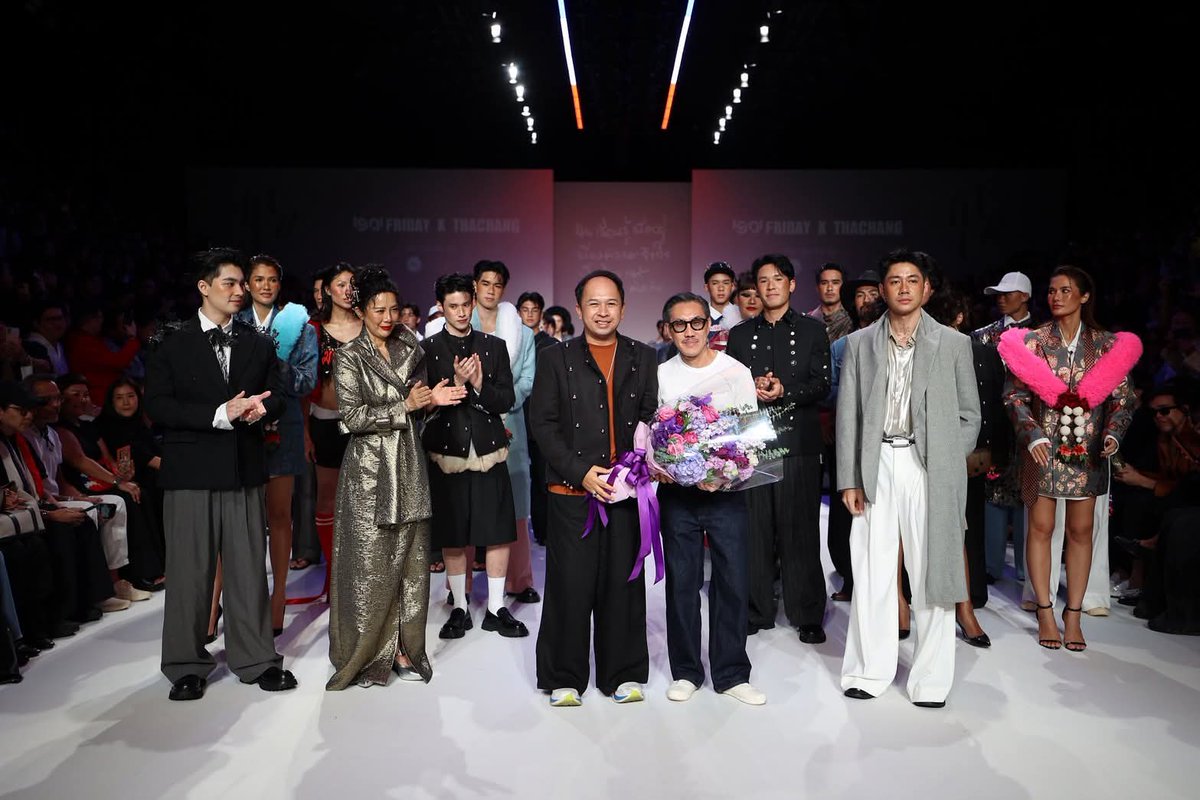 PearlOfficialP's tweet image. พี่เพิร์ลและน้องพีคในโชว์ของ #๒๗FRIDAY ขอบคุณสำหรับโอกาสดีๆ จากผู้ใหญ่ใจดี ขอบคุณค่ะ 🙏😊
PEARLPEAK AT SIAM PARAGON
#SiamParagonBIFW2025xPearlPeak
#pearlpooo #PearlSatjakorn