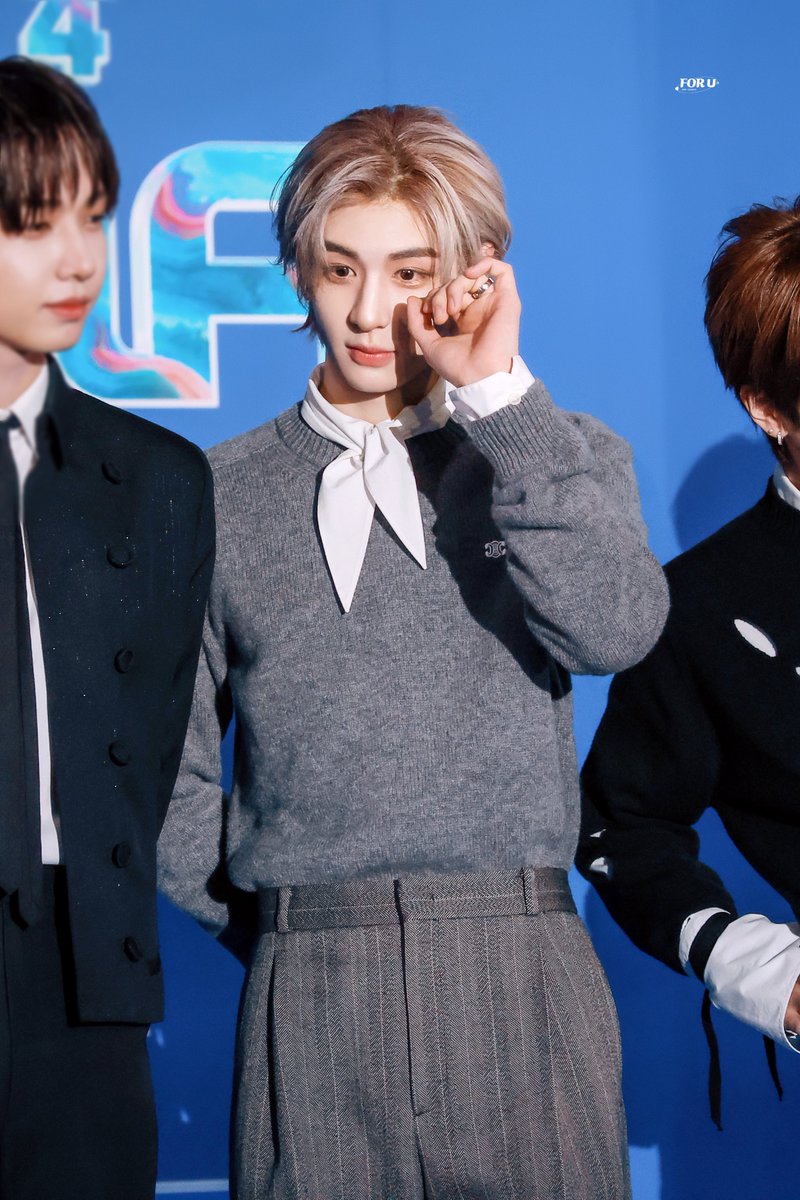 🎂🎂

#이한 #LEEHAN
#BOYNEXTDOOR #보이넥스트도어 

#뭐야_오늘_이한이_생일이야
#21PagesOfLeehan
#イハンと幸せの海で泳ごう