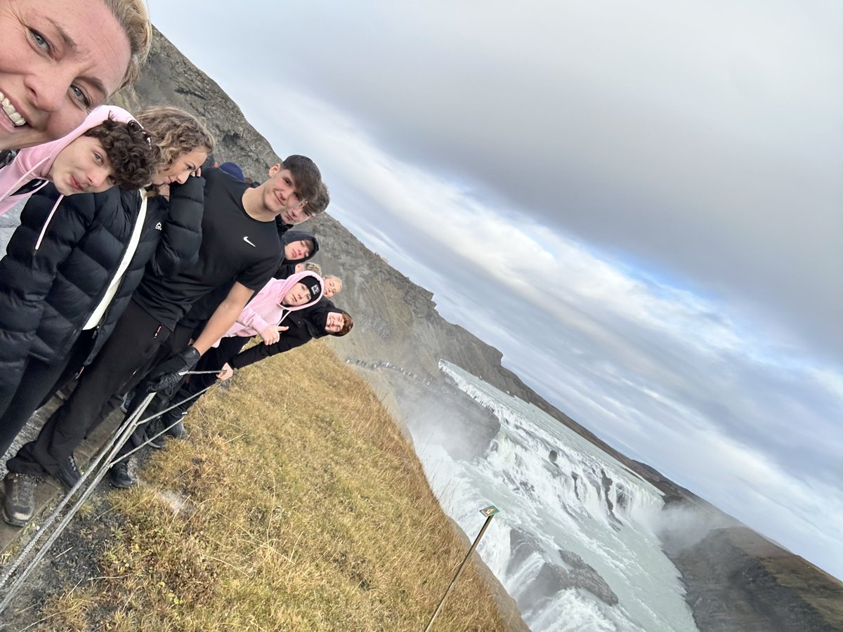 ArmfieldIceland's tweet photo. The stunningly beautiful Gulfoss Waterfalls! 🇮🇸💜 #ArmfieldIceland2025
#whataplace https://t.co/szDtAk19AI