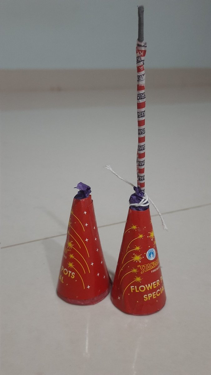 KV_MAHESHBABU's tweet photo. Extended Wick gives some extra time to move back, stay safe in cases where the flower pot emits or bursts instantly. 
Can save someone's eye or skin.
Wishing all safe and happy Deepavali. 🤩

#SafetyFirst #SafeDiwali #SafeDeepavali #happydiwali2025  #HappyDeepavali #Crackers https://t.co/hLx2MJwkHC