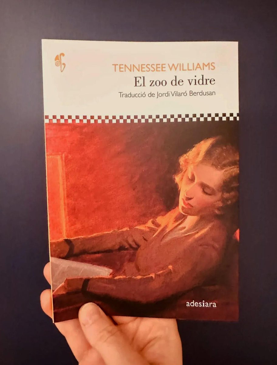CollsacabraV's tweet photo. 📚 Dissabte 25, 6 de la tarda. Presentació: “El zoo de vidre”, de Tennesse Willians d'Editorial Adesiara. Traducció Jordi Vilaró Berdusan.
Presentat per l’editor Jordi Raventós.

📍Centre Cultural Antigues Escoles, Tavertet

#collsacabra #collsacabraviu https://t.co/TZz4oMnTiL