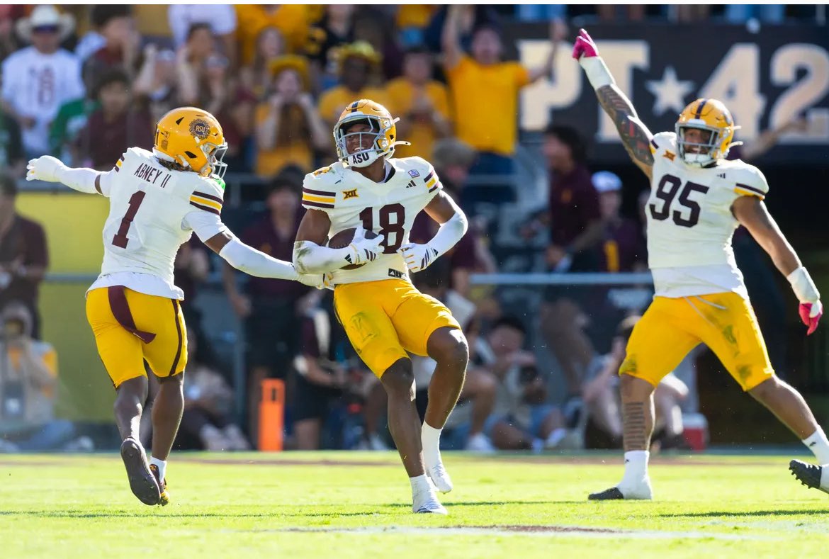 AbneyActivist's tweet photo. Caleb Douglas Before ASU game : 63 YPG 

Caleb Douglas vs ASU : 4 / 19 yards 
  
TTU Offensive yards per game : 520 Total YPG / 303 PYPG / 215 RYPG

TTU VS ASU : 276 Total Yards / 167 Passing Yards / 109 Rushing Yards 

ASU Defense came to play vs TTU 

BIG12 is still ASU !!! https://t.co/sM8SGn4dIB