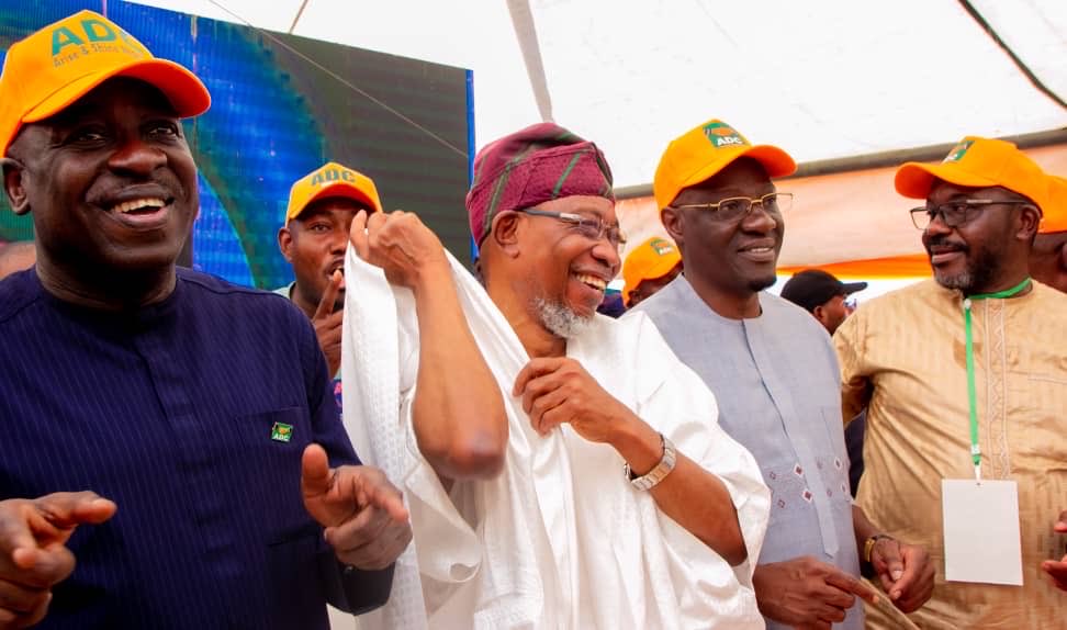 raufaregbesola's tweet image. A great day in Kwara as we unveiled the African Democratic Congress (ADC) and opened our new Secretariat. The ADC stands for people-friendly governance, people-focused politics, and responsible leadership. The journey to rebuild our nation has truly begun! #ADC #Kwara