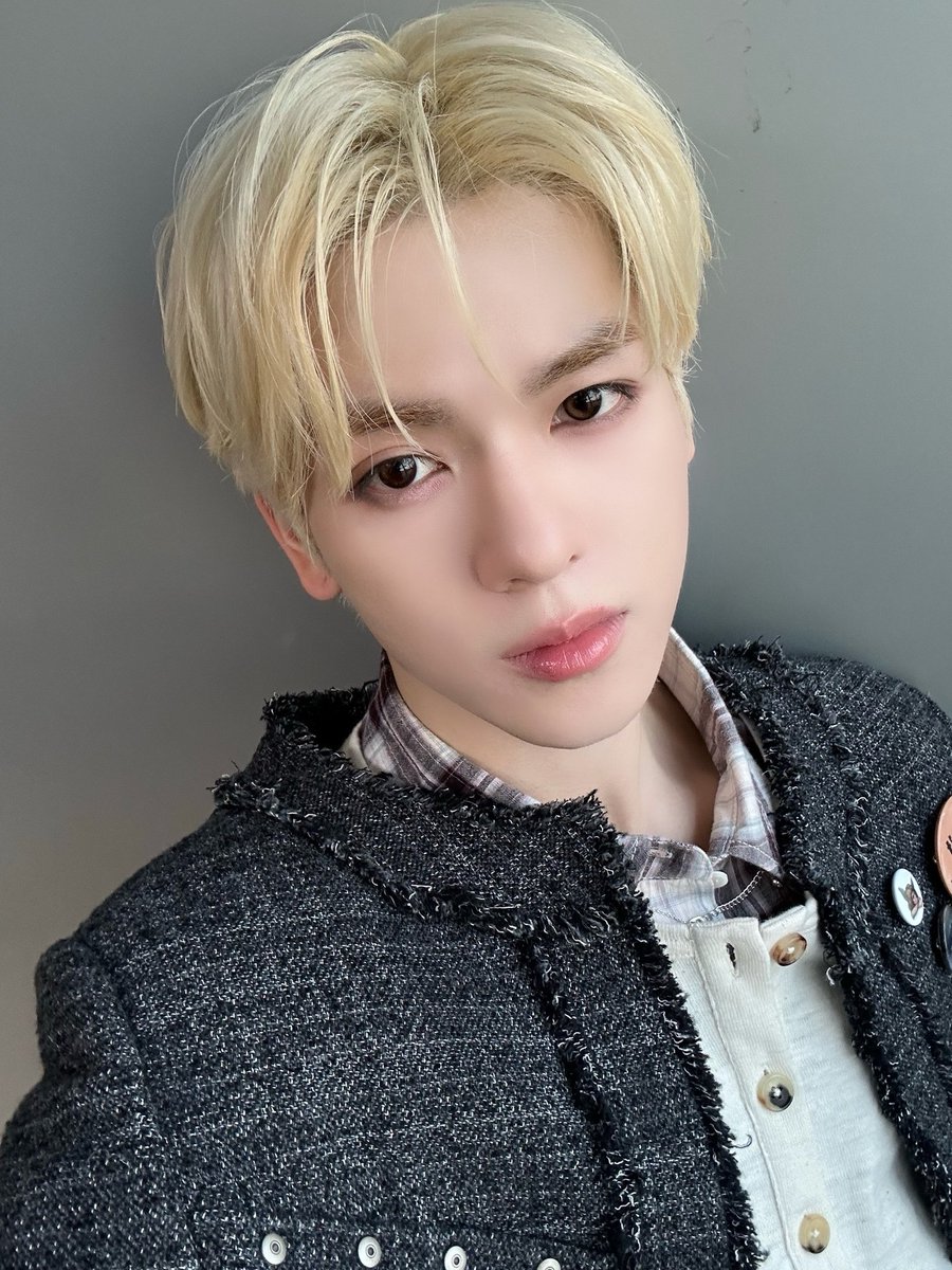 POW_grid's tweet photo. [#YORCH]
오늘 막방까지 응원해 준 파워분들! 정말 감사합니다 그리고 저희가 인기가요 Hot Stage 상을 받을 수 있도록 투표해 주신 모든 파워에게도 진심으로 감사드려요 또 이번 컴백에 커다란 응원 보내주신 것도 정말 감사드립니다 이 곡을 공개하기 전, 저희는 정말 많은 기대를 했었어요 그런데 이렇게 많은 분들이 POW를, 음악을 알아봐 주셔서 너무 기뻐요. 활동 기간이 조금 짧은 느낌이라 아쉬운 마음도 크지만, 저희는 꼭 빨리 POWER 여러분을 다시 만나러 돌아올게요. 조금만 기다려 주세요!  사랑해요 파워🩵🔋
#POW #파우 #요치 #WallFlowers #월플라워스