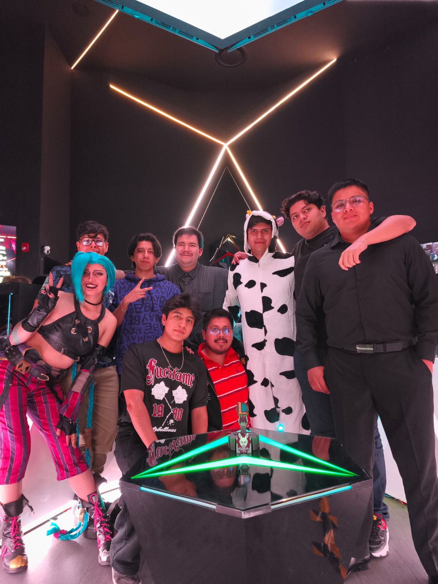 ¡Imparables! ¡Indiscutibles! 🏆

El trono de la Grieta del Invocador sigue perteneciendo a Nutrias FC, quienes revalidan su título como campeones de  Major Series. ¡Felicidades por mantener la corona!

#MajorSeries #LeagueOfLegends #Campeones  #EsportsIPN