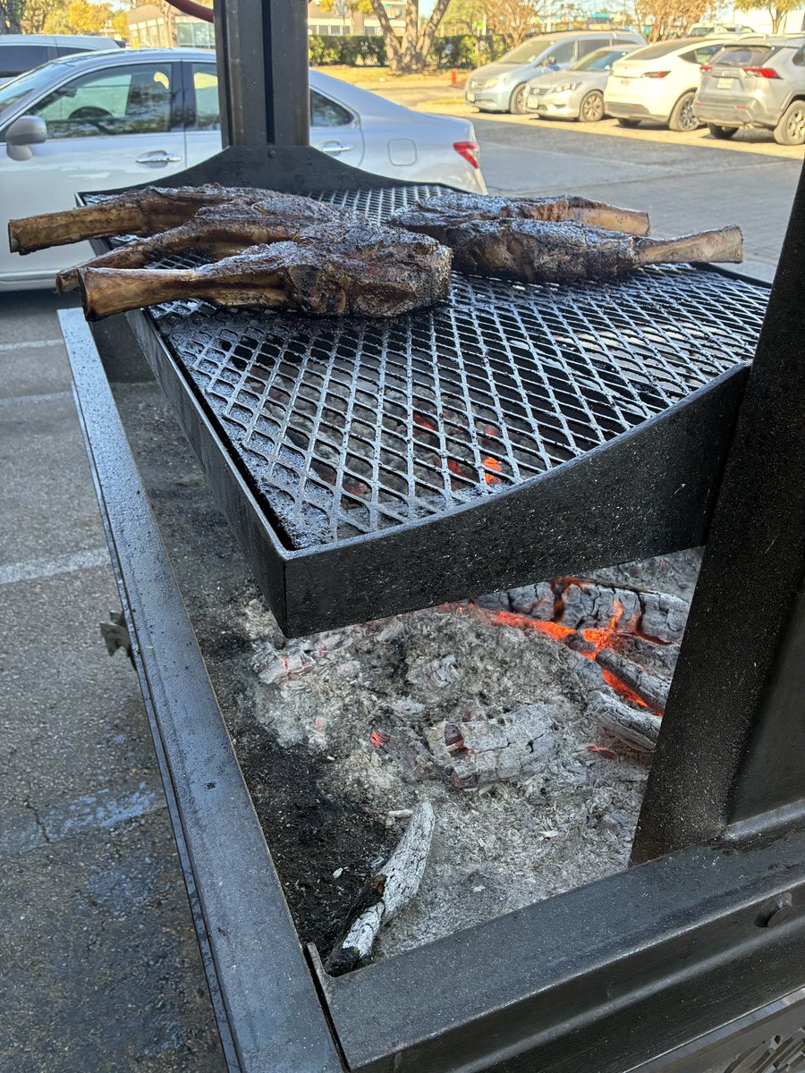 Tomahawk special <a href="/interstellarbbq/">Interstellarbbq</a> cold smoked, cryovacced in tallow and rub, then seared to temp