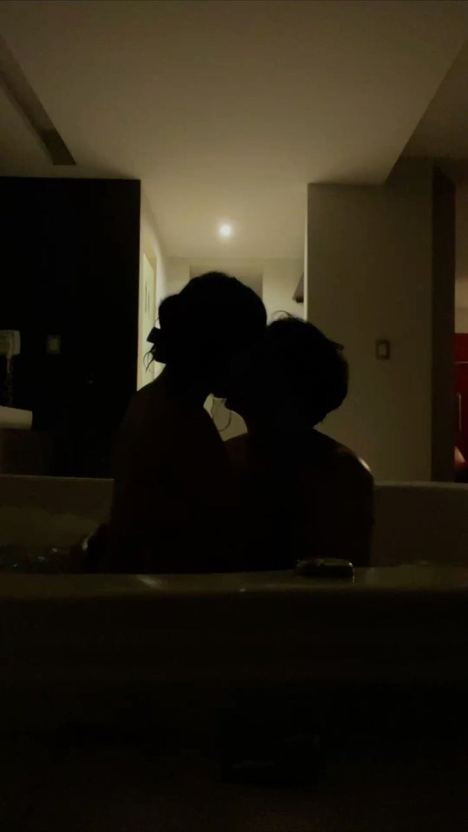 𝗟𝘂𝗻𝗮. tweet media