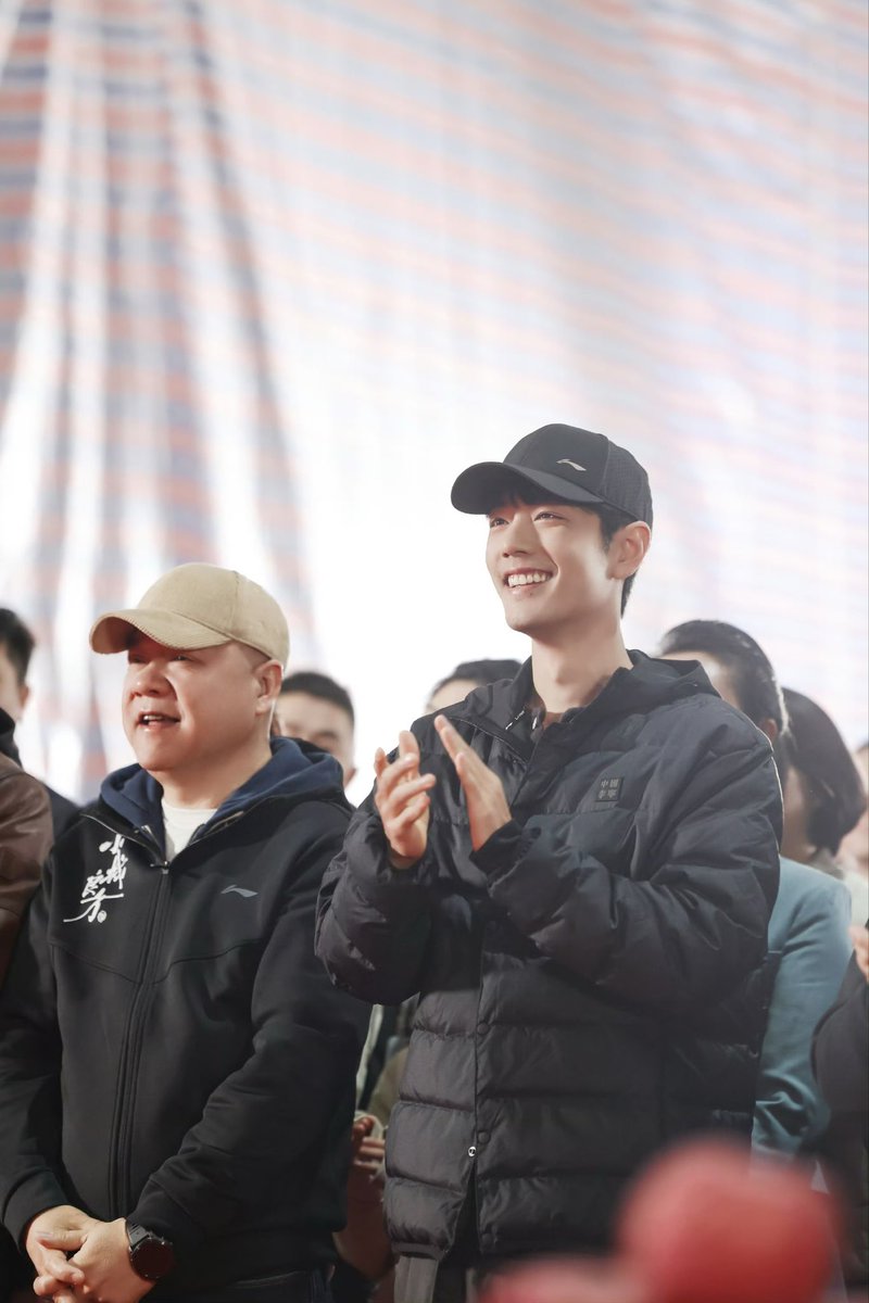 ยินดีกับพี่จ้าน กับการเปิดซีรีส์เรื่องใหม่ #小城良方 ด้วยนะคะ

ซึ่งเรื่องนี้เป็นซีรีส์เกี่ยวกับการแพทย์
ออนแอร์ทางช่อง iQIYI จำนวน 30 ตอน