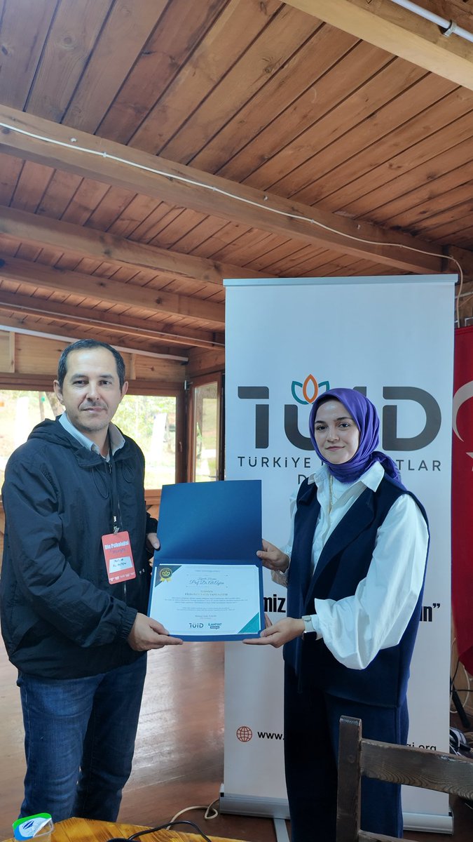 İlahiyat Akademi tweet media