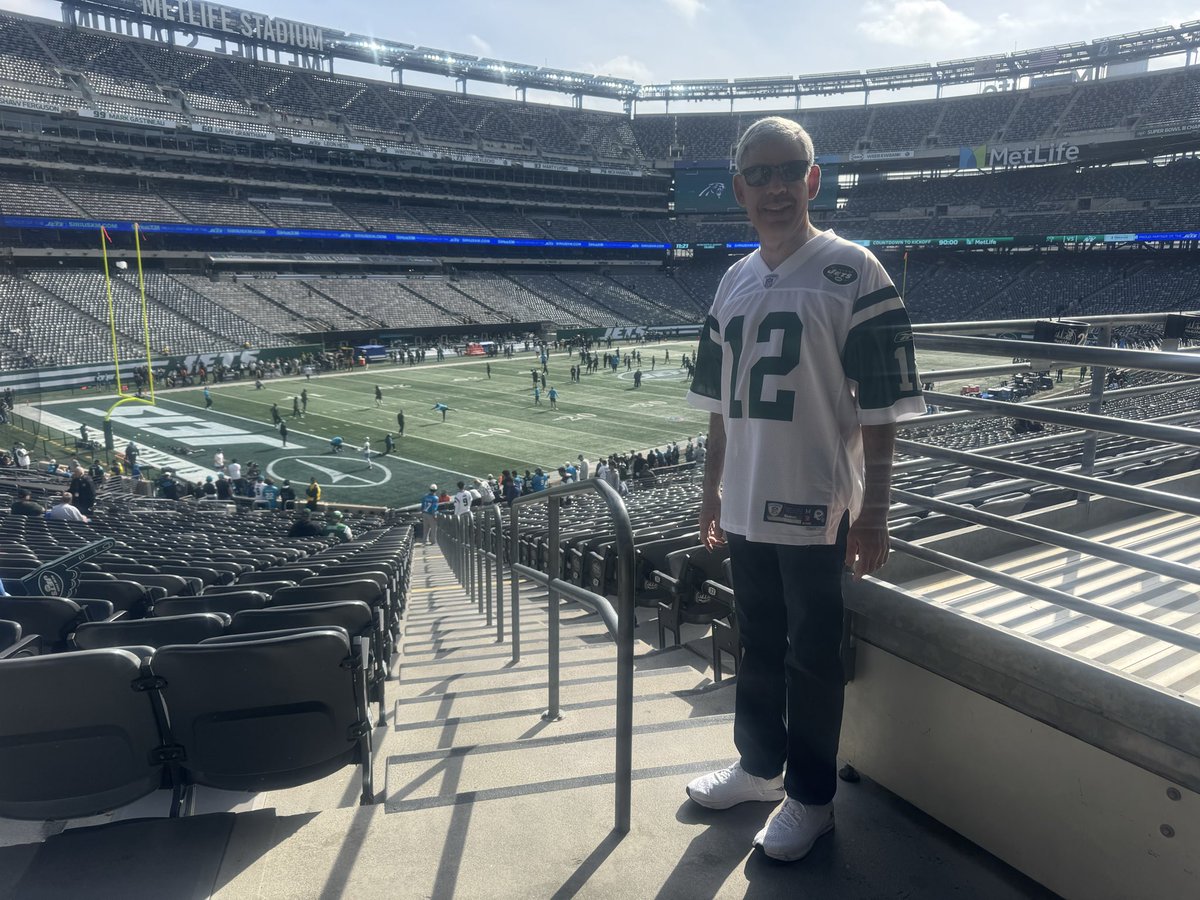 elerianm's tweet image. Hoping my beloved Jets finally pull off a win!
@nyjets #jets #jetspanthers @NFL