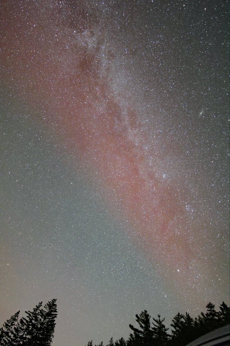 StrGazer79's tweet photo. Aurora and SAR arc from Acadia NP last night!! https://t.co/NOC8yCgNHX