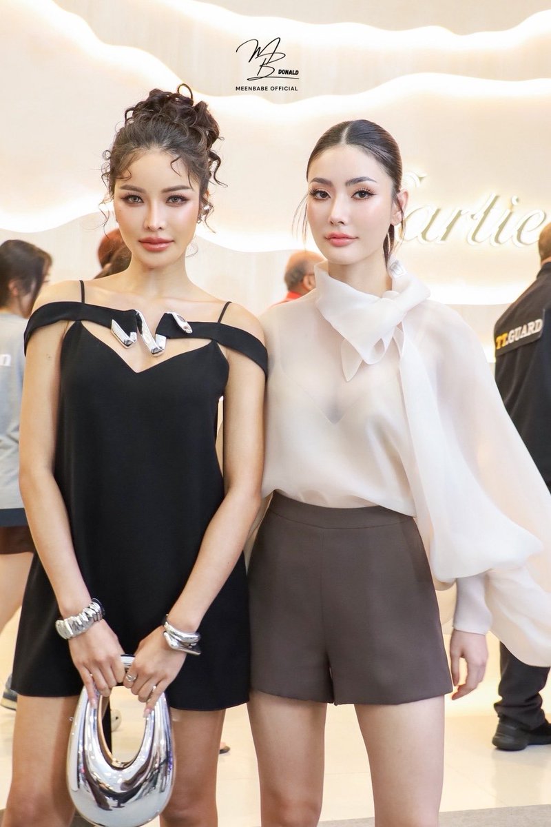 BabeMeen's tweet photo. นางเอกของกันและกัน ไปร่วมชมแฟชั่นโชว์ FLYNOW ที่ SIAM PARAGON ในงาน BIFW2025 

MEENBABE AT SIAM PARAGON
#SiamParagonBIFW2025xMEENBABE 
#มีนเบ้บ #meenbabe https://t.co/NCm6uz1IgR