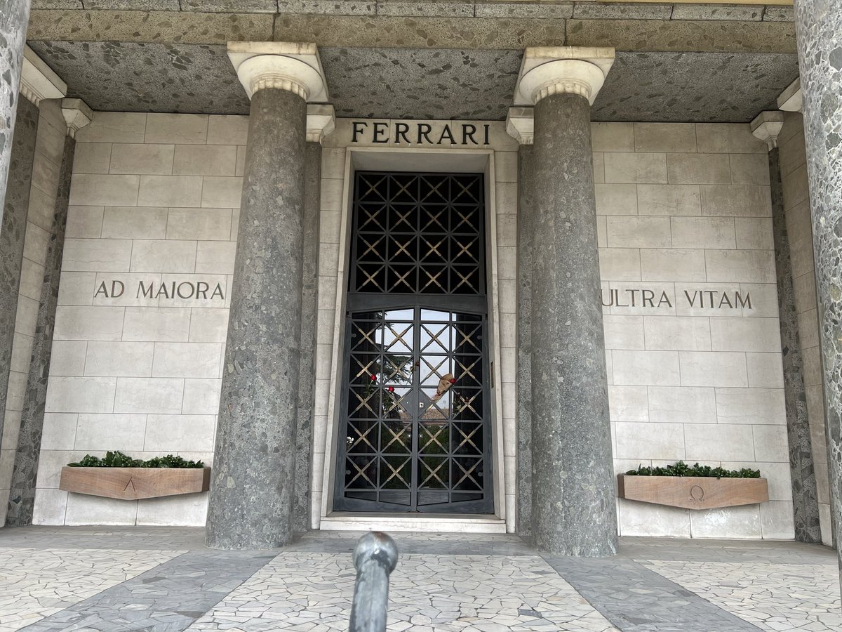 In Modena this weekend, Francesca and I visited the Ferrari family mausoleum.
The Latin words on the outside translate as “To greater things beyond life.” 🏎️ 

#Ferrari