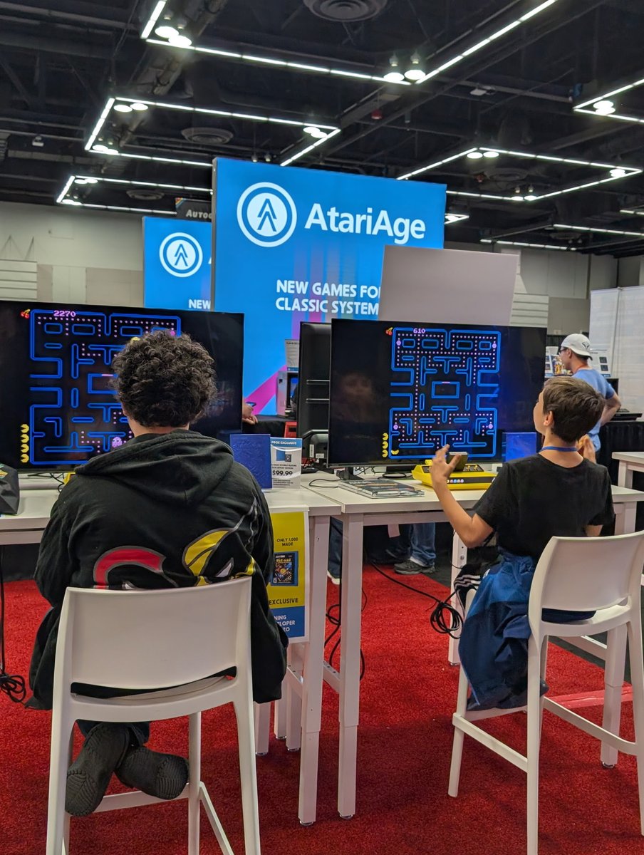 RetroGamingExpo's tweet image. Come join us today!