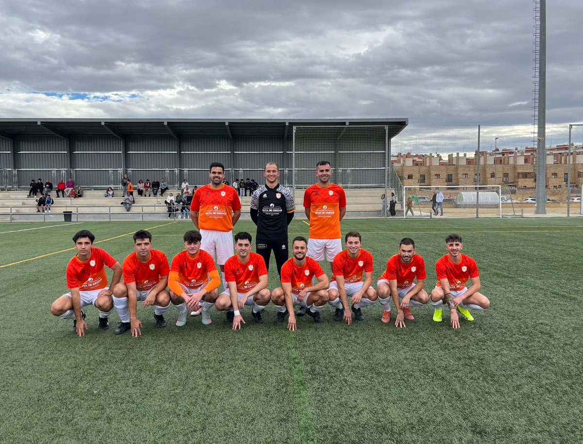 Actualizamos el partido de hoy en Ávila: 

A diez minutos del final del partido 2-2 con goles de Abel y Beto 

Foto del 11 titular