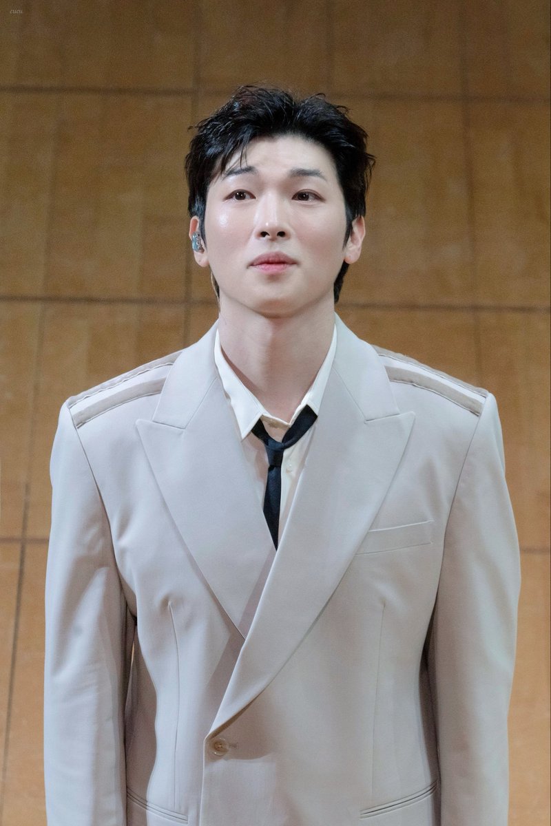 eueu_pics📸 tweet media