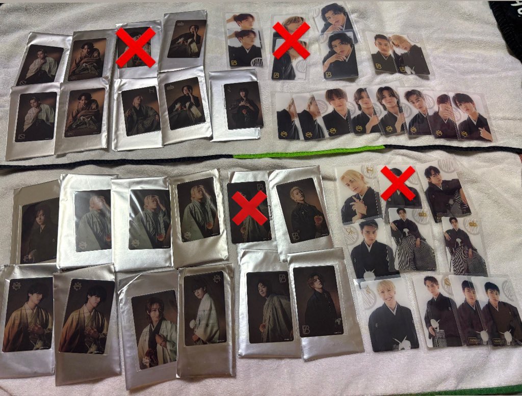 pubr79's tweet image. グッズ整理のためお譲りします！

譲　画像のもの
求　買取  （送料）

⭐️FFさん優先
⭐️まとめてご購入してくださる方優先

詳しくはALTをご覧ください！！

画像に⭕️をつけてリプor DMをくださると助かります。

まだあるので下をご覧ください💧

#BMSG譲
#BEFIRST譲 
#MAZZEL譲
#BEFIRST買取