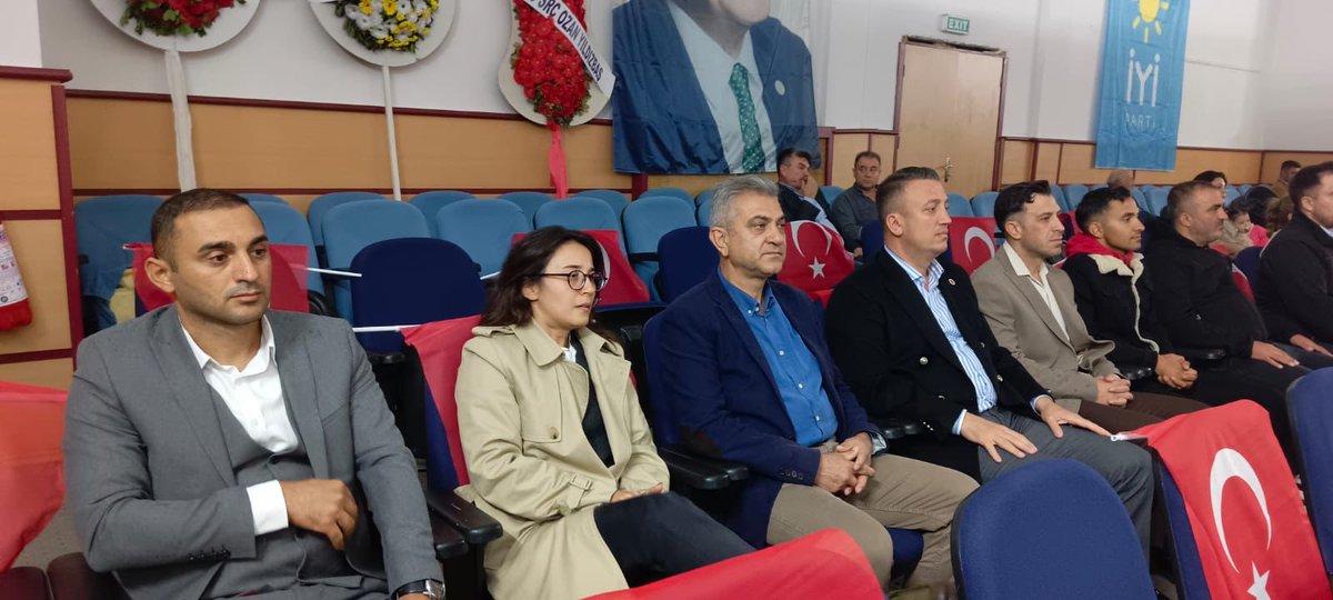 bariseroglucom's tweet image. İYİ PARTİ Aliağa İlçe 4. Olağan kongresine, CHP Aliağa İlçe Yönetim Kurulu üyelerimizle birlikte katılım sağladık.

İlçe Başkanlığında güven tazeleyen İYİ PARTİ Aliağa İlçe Başkanı Deniz Hancı ‘ ya ve seçilen ilçe yönetim kurulu üyelerine başarılar dileriz.

@chp @CHPAliaga