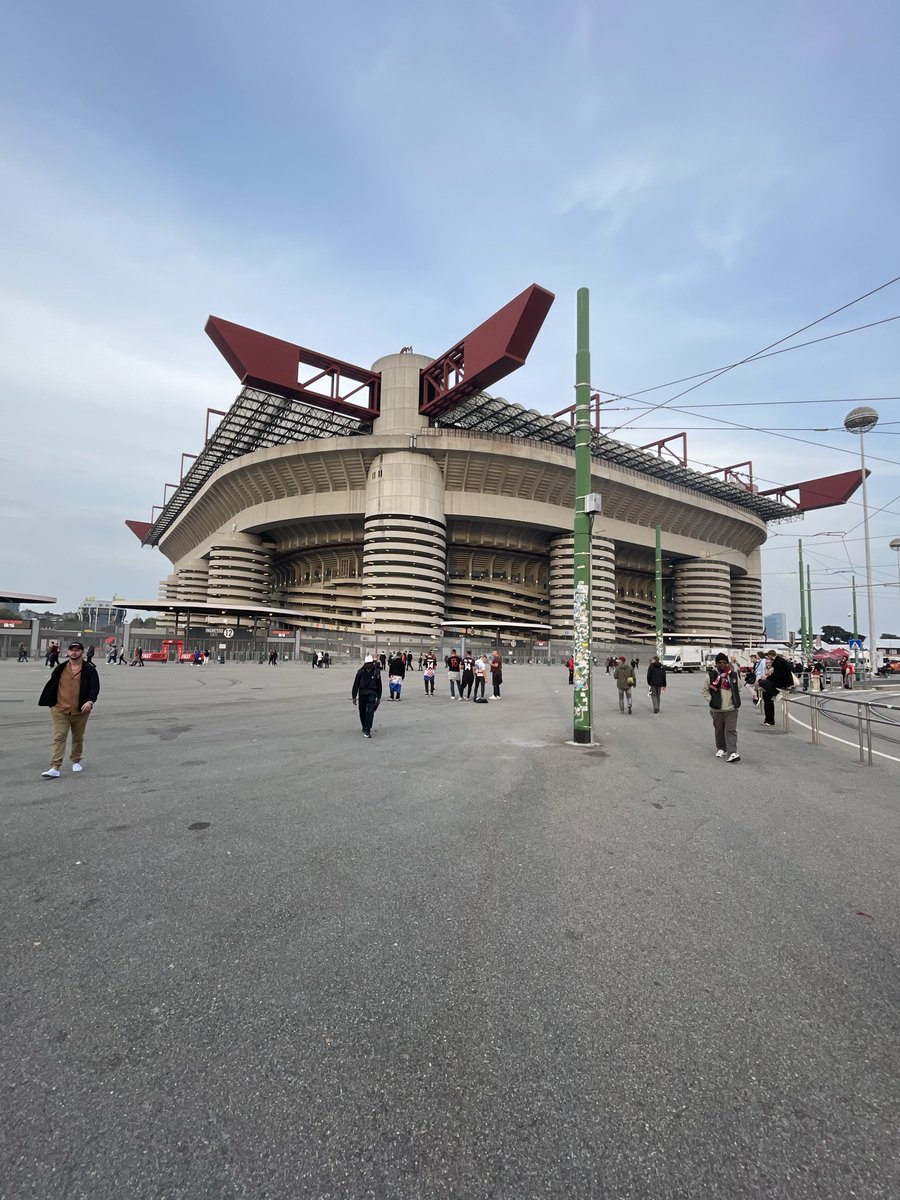 Tim Scales tweet media