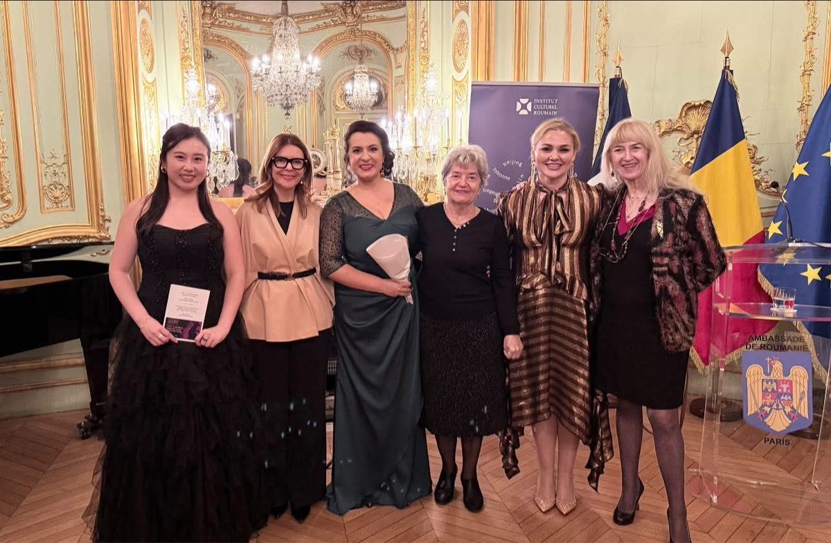 IBivolaru's tweet photo. Une grande joie d’accueillir, à l’Hôtel de Béhague, le concert de Rodica Vica et Angela Draghicescu dans le cadre des Rencontres Musicales Georges #Enesco. En cette année du 70e anniversaire de sa disparition, nous honorons la mémoire du grand Enesco par la musique et l’émotion. https://t.co/fHgbYZE2Rk