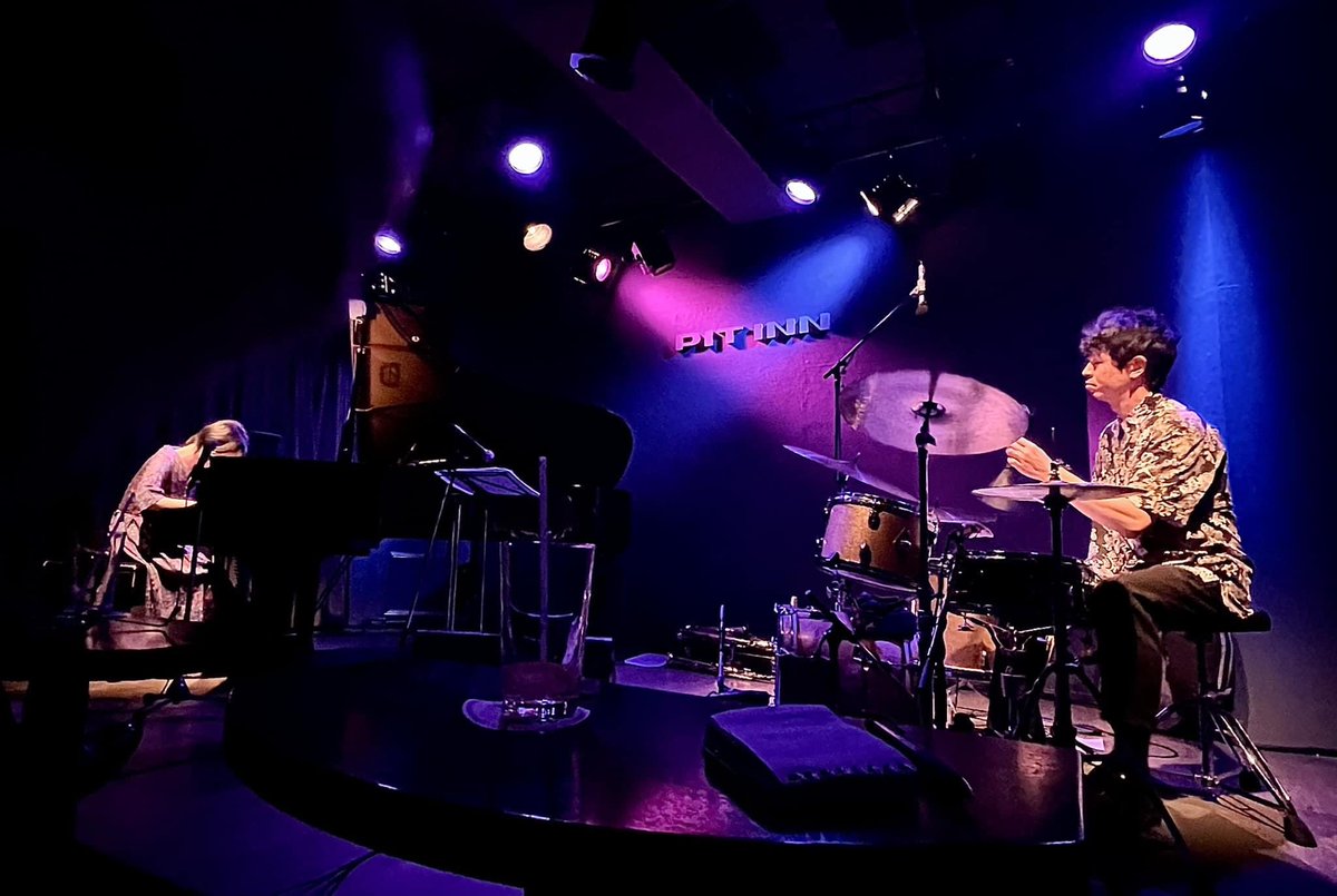 日付け変わって、本日です！
皆さまのお越しをお待ちしております☺️

新宿PIT INN
10月20日（Mon）
Open13:30 /Start14:00

めぐたろうduo
大谷 愛(P) 中山健太郎(Ds)

#めぐたろう
#megtaro
#初ライブの日
#10周年
#これからもよろしくお願いします
#新宿ピットイン
#pitinn